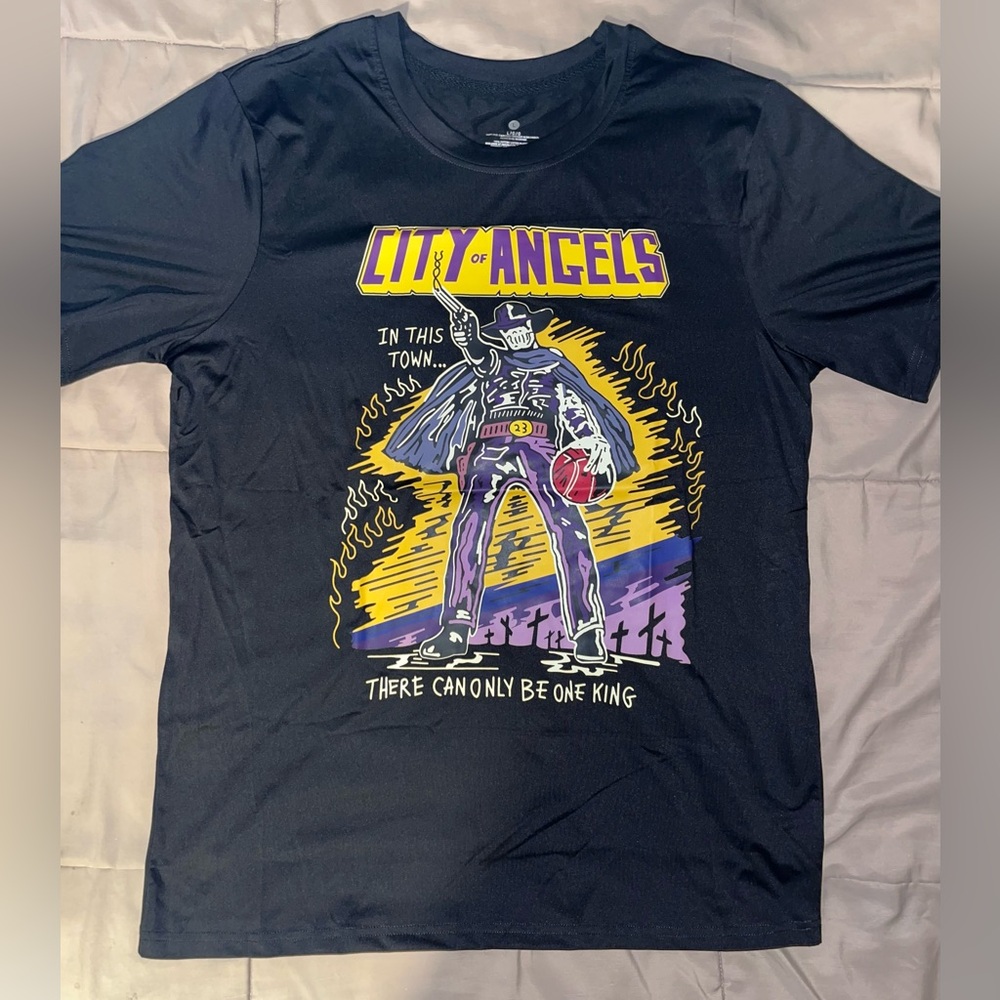 Los Angeles Lakers LeBron James NBA Black Short Sleeve T-Shirt CITY OF ANGELS